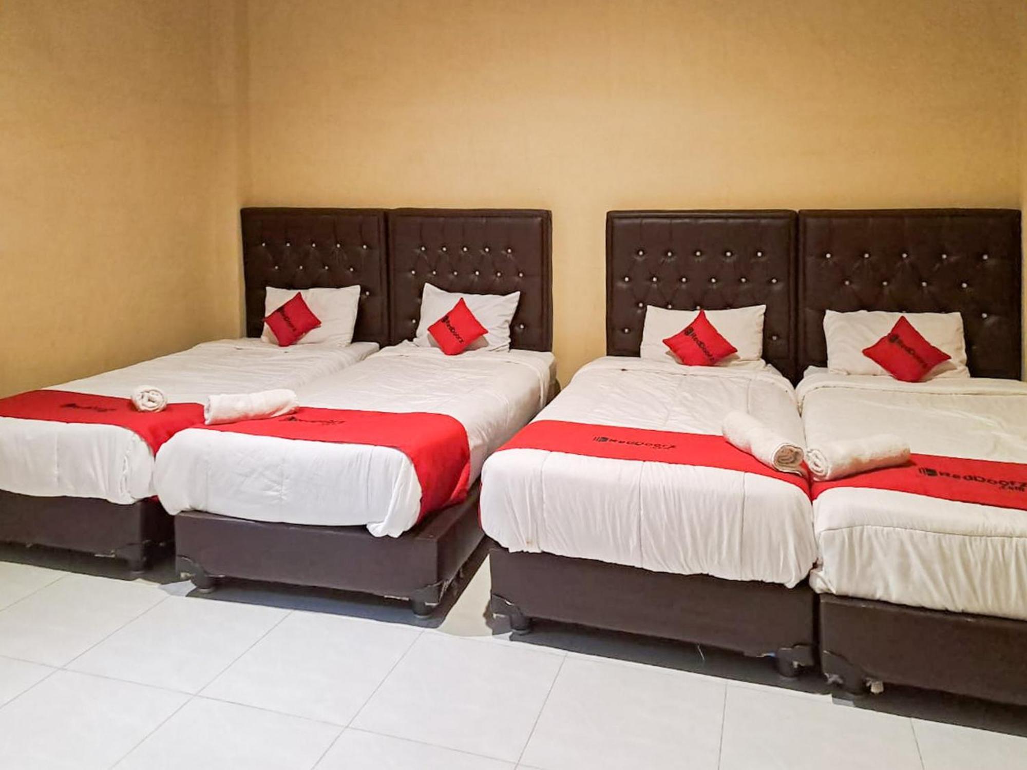 Reddoorz Syariah At Harley Hotel Sabang Sabang  Exterior photo